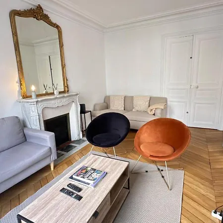 140m2 Vue Sur Tour Eiffel Apartment *